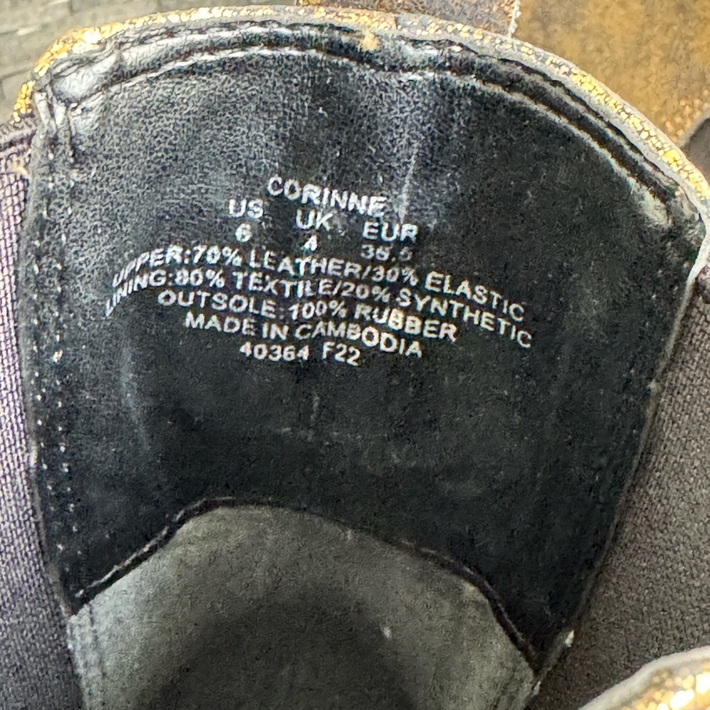 Ralph Lauren Gold Chelsea Boots - Picture 10 of 12